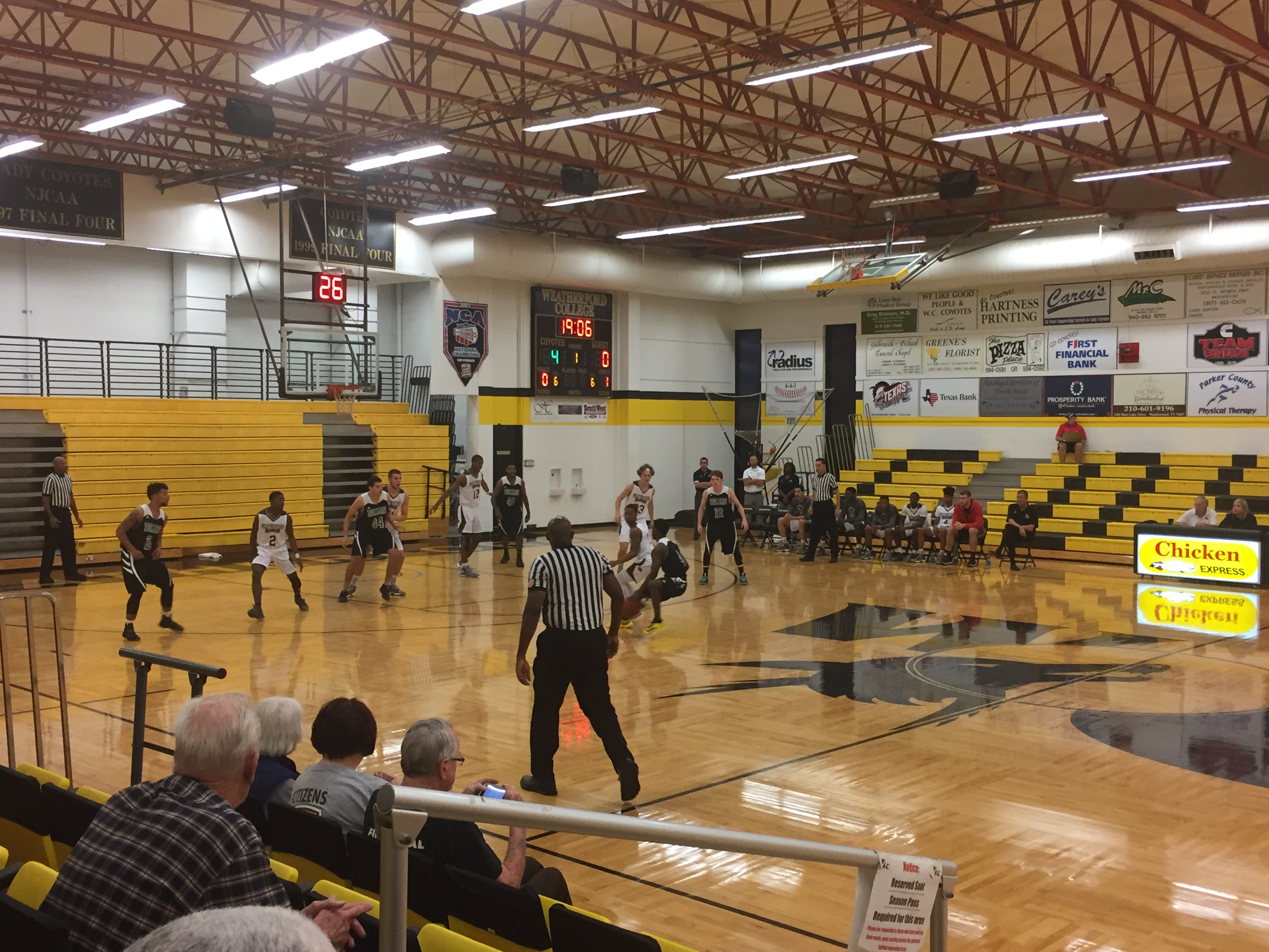 Brookhaven College Bears v Eastfield College Harvesters